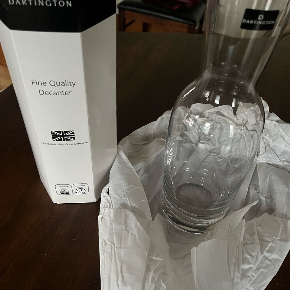 Dartington Great Britain 750 ml Fine Quality Crystal Wine Decanter Carafe NIB